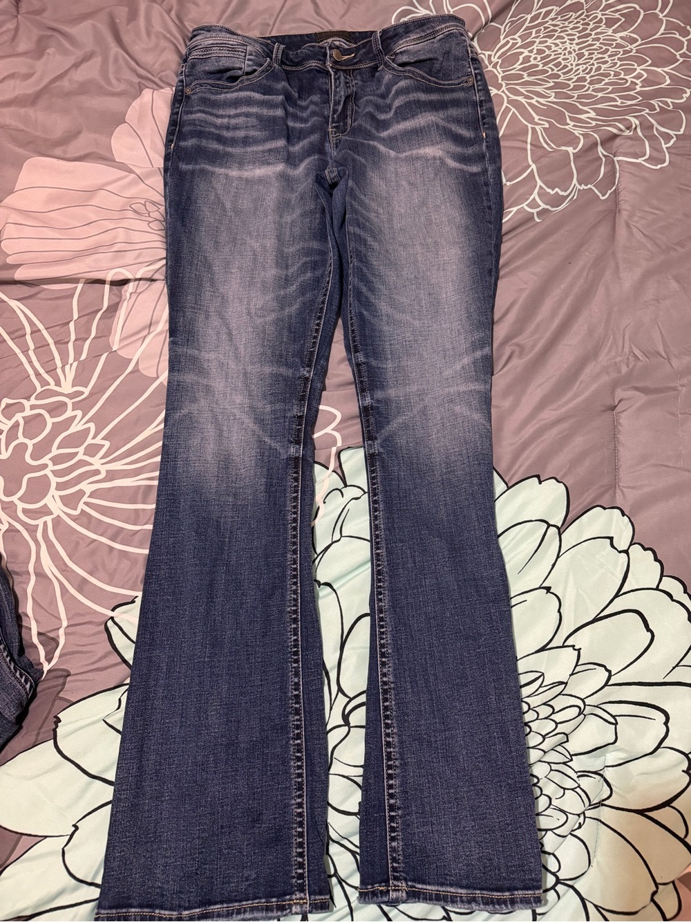 Buckle Women’s Dark Indigo Flare Jeans